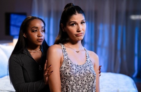 Transfixed performed by Lily Starfire, Zariah Aura Hot Images
